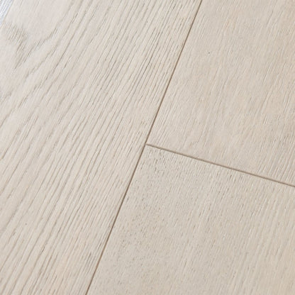 Pebble Grey Oak - 13mm Brushed Matt Lacquered Engineered Real Wood Flooring (124571)